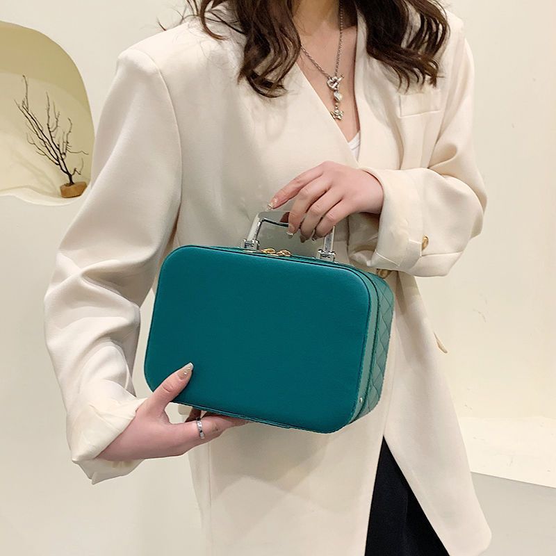 Rhombus-Embroidery Double-layer Make-up Storage Bags